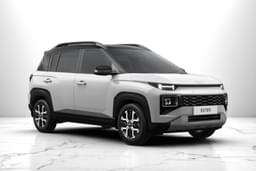 Hyundai Exter Color Abyss Black   Atlas White (dual Tone)